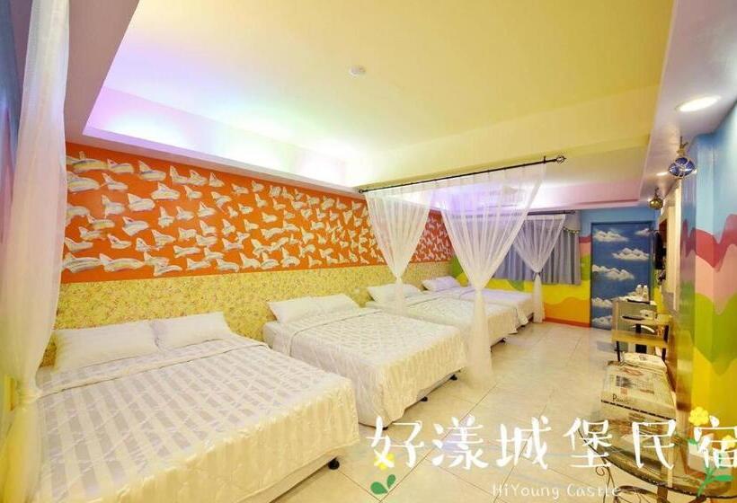 تختخواب و صبحانه Hi Young Castle