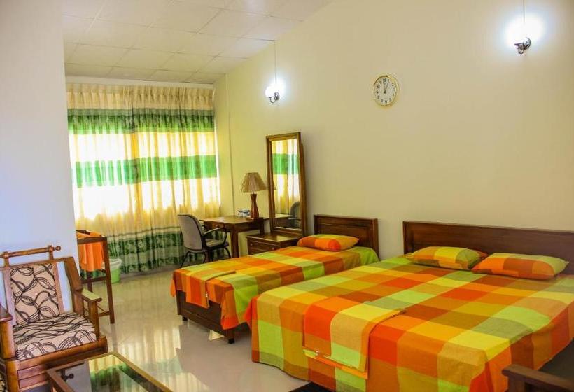 ベッドアンドブレックファースト Satyodaya Educational Training Centre