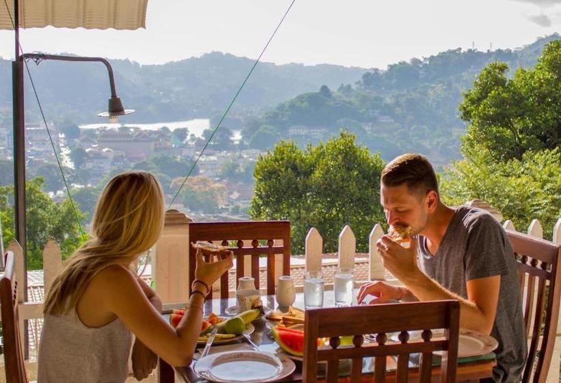 ベッドアンドブレックファースト Satyodaya Educational Training Centre