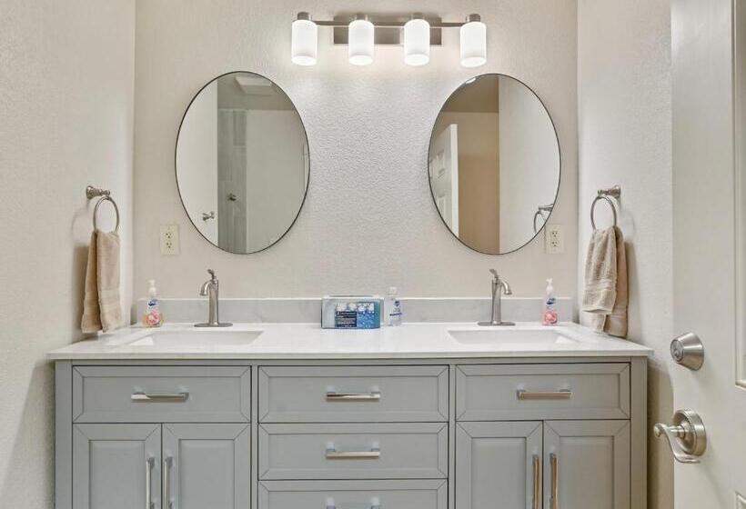 Canyon Lake Condos At Stillwater Ranch