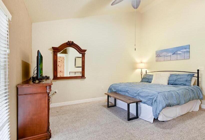 Canyon Lake Condos At Stillwater Ranch