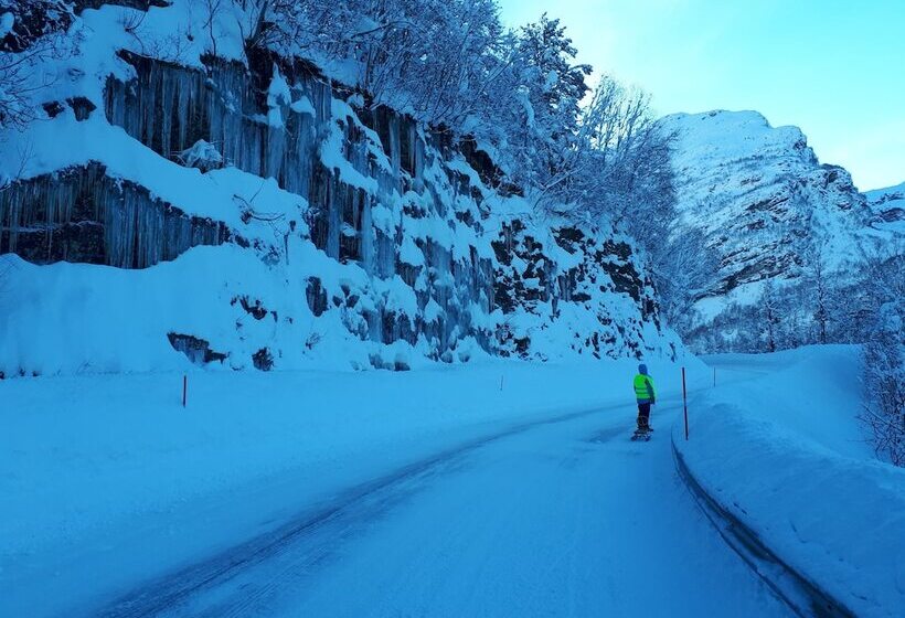 בית מלון כפרי Lunheim In Geiranger