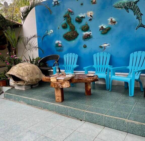 Nelyza S Suites & Adventure