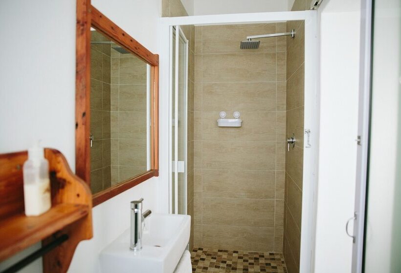 פנסיון 6 On Kloof Guest House