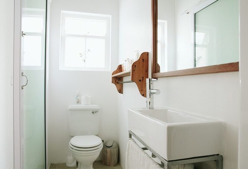 פנסיון 6 On Kloof Guest House