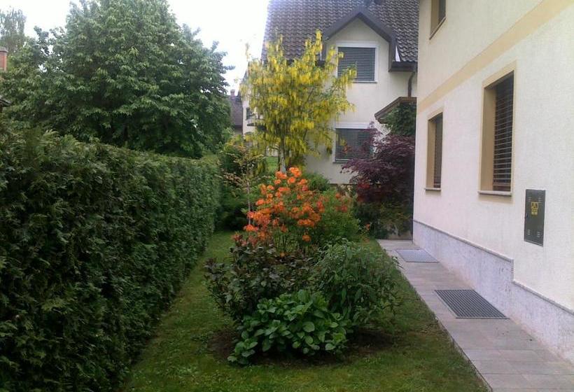 پانسیون Apartment Sobe Ravbar