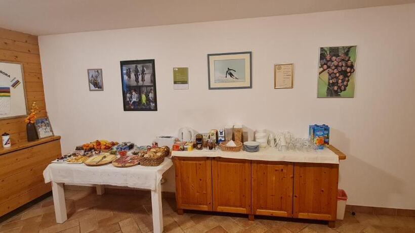 پانسیون Apartment Sobe Ravbar