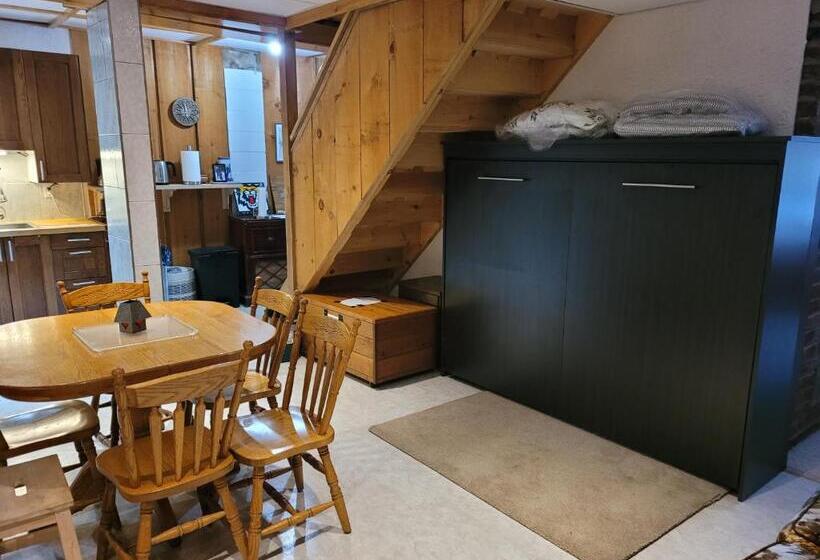 膳宿费 Bowering Lodge