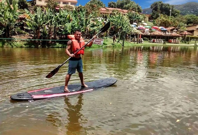 پانسیون Ganso Complexo De Lazer