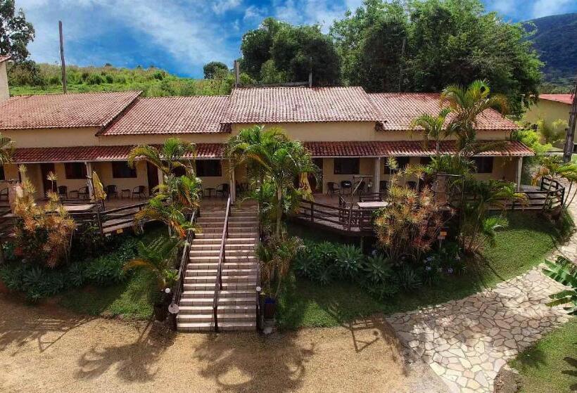 پانسیون Ganso Complexo De Lazer