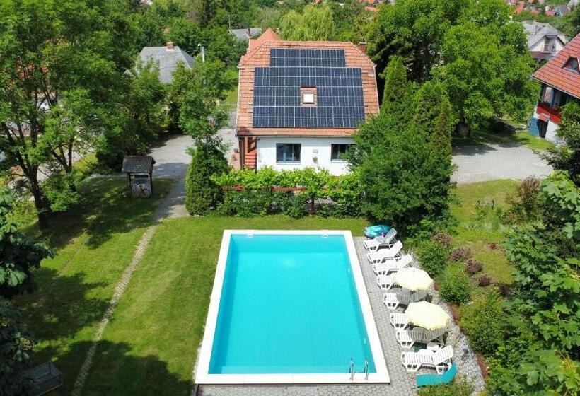 پانسیون Guest House Magyar Route 66