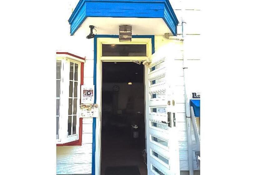 膳宿费 Guest House Shirahama R Cafe Female Only