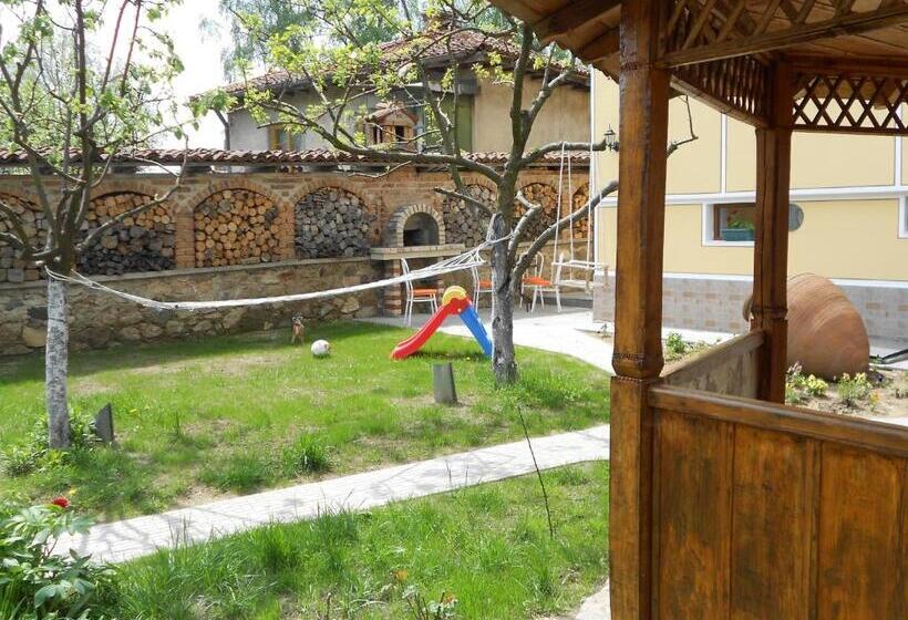 פנסיון Guest House Tsenovi