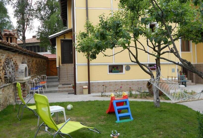 פנסיון Guest House Tsenovi