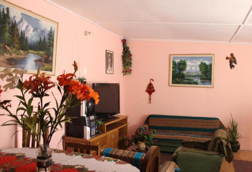 ペンション Hostal Cali