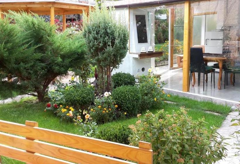 پانسیون Kyurkchievi Guest House