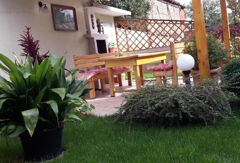 پانسیون Kyurkchievi Guest House