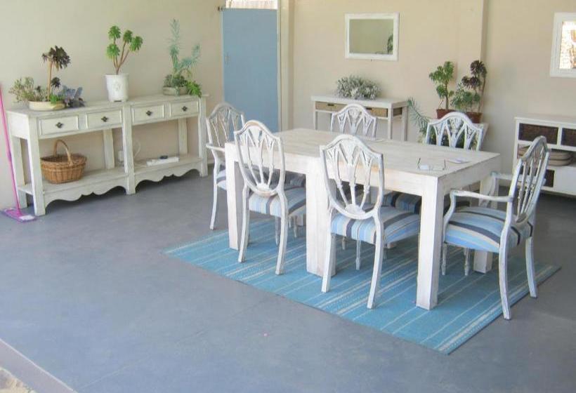 膳宿费 Ladismith Manor