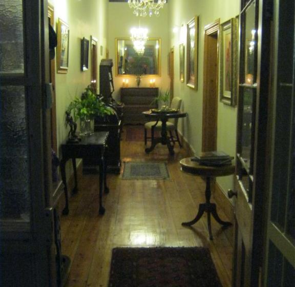 بنسيون Ladismith Manor