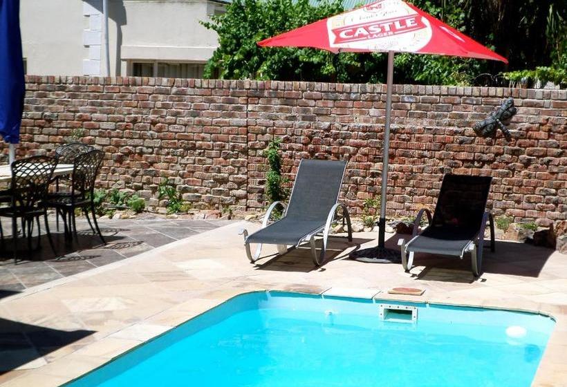 膳宿费 Ladismith Manor