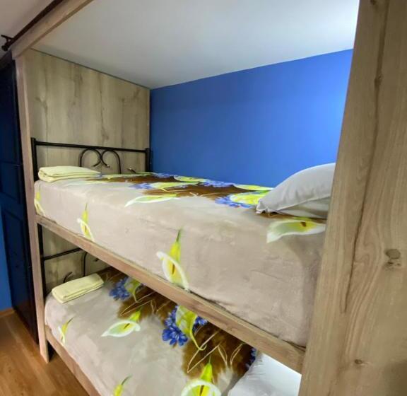 Pension Latacunga Hostel