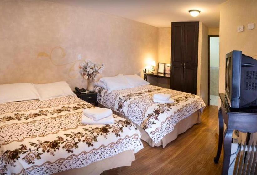 Pension Latacunga Hostel