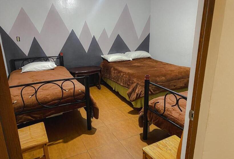 Pension Latacunga Hostel