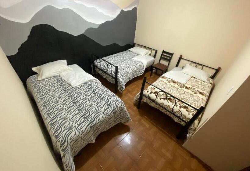Pension Latacunga Hostel