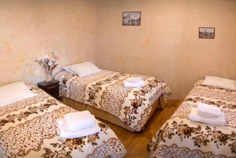 Pension Latacunga Hostel