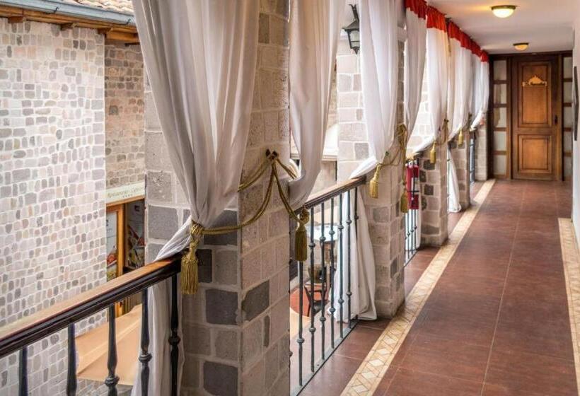 Pension Latacunga Hostel