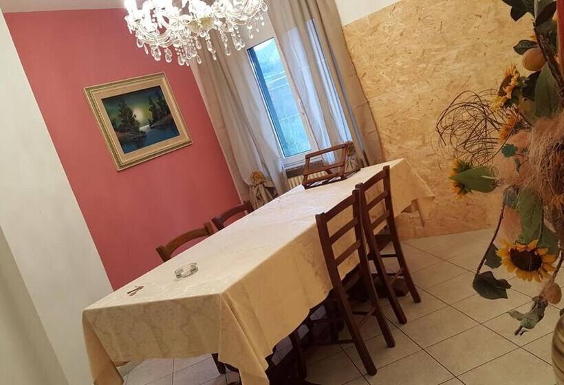 پانسیون Locanda Osteria Del Marano