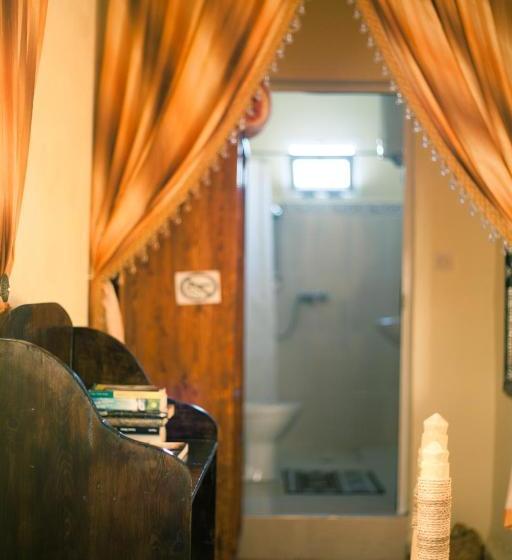 پانسیون Maison Tigmi Ozro