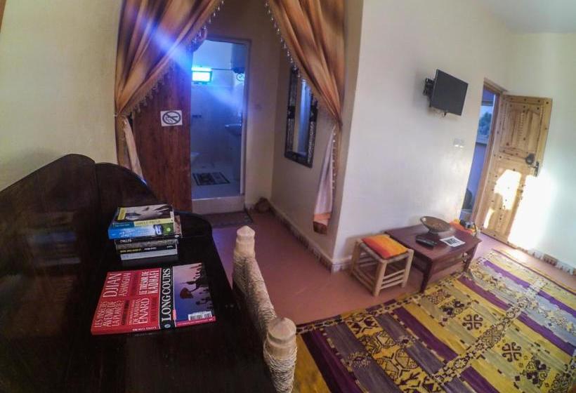 پانسیون Maison Tigmi Ozro