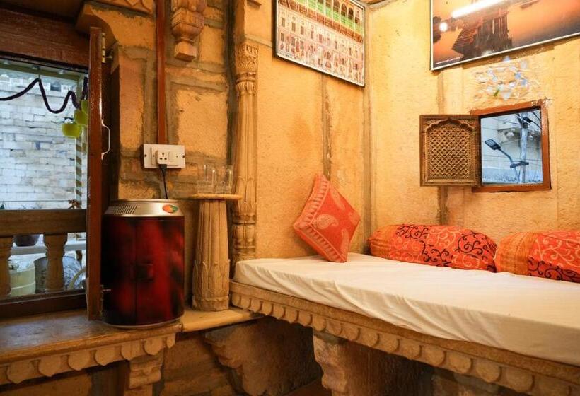 پانسیون Mirage