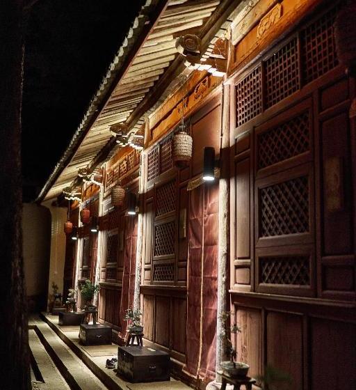 פנסיון Old Theatre Inn