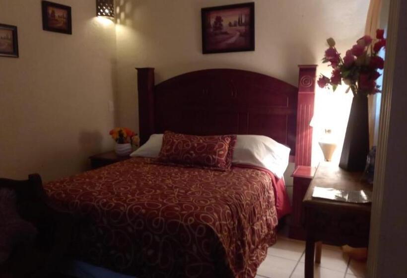 פנסיון Posada De La Conspiración