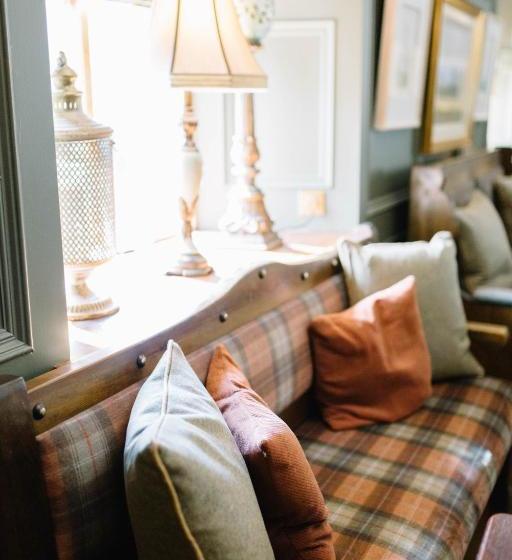 بنسيون Riverbank, Country Pub And Guesthouse