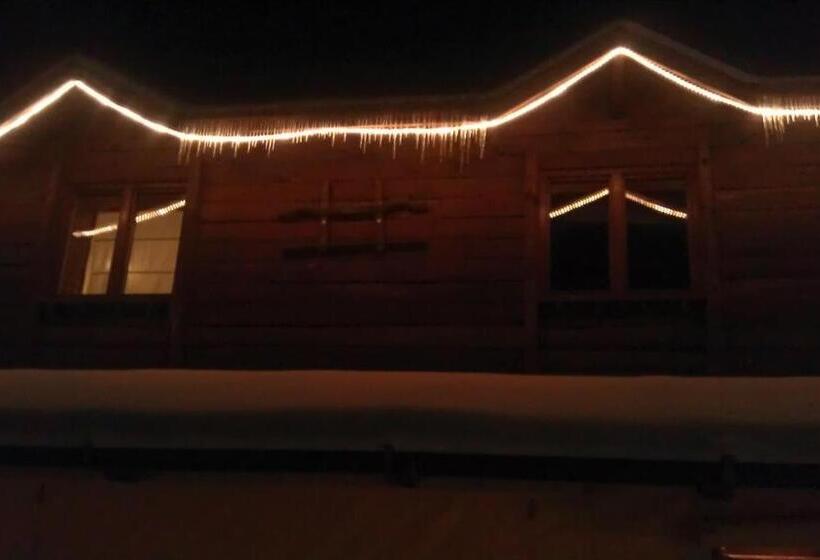 פנסיון Salas Partizanske