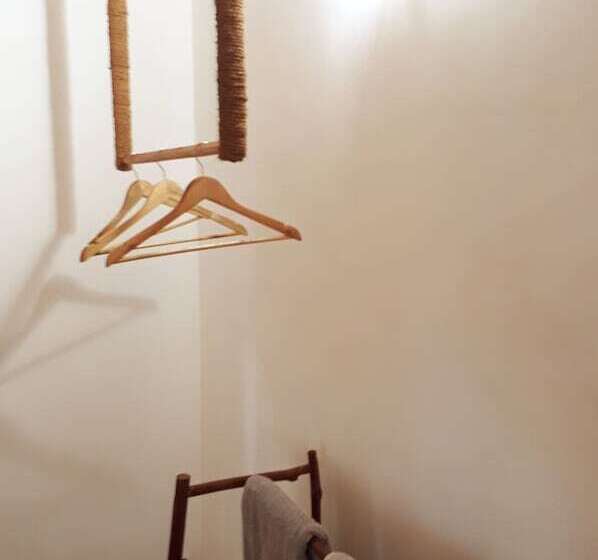 Пансион Seasons Four