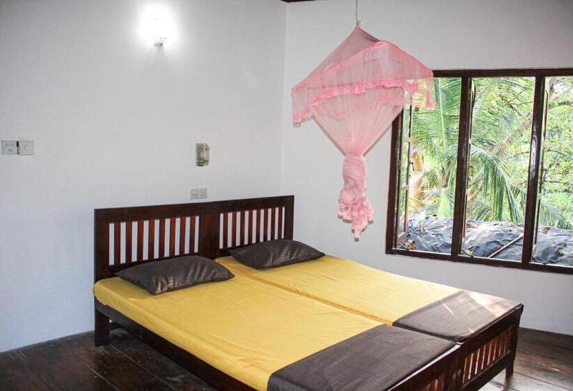 Пансион Seasons Four