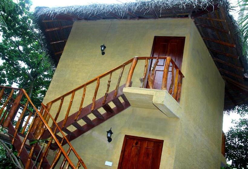 Пансион Seasons Four