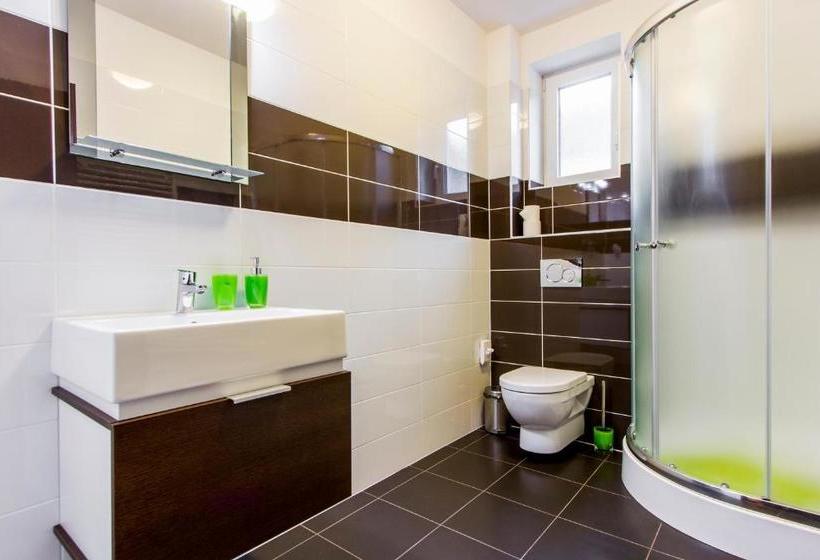 بنسيون Sentami