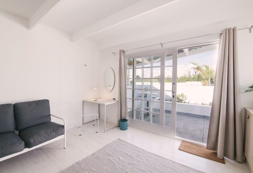 펜션 Shiraz Estate Villa & Studios