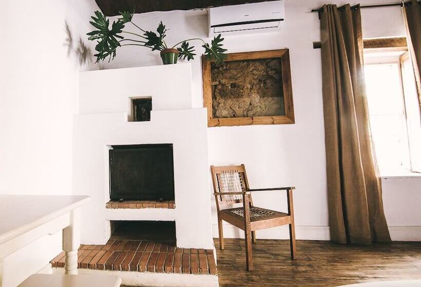 Пансион Shiraz Estate Villa & Studios