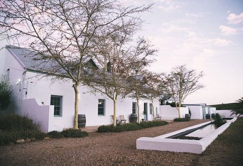 펜션 Shiraz Estate Villa & Studios