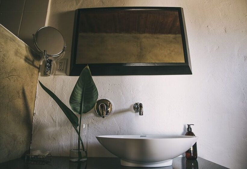 Пансион Shiraz Estate Villa & Studios