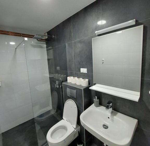 پانسیون Vrnjci House