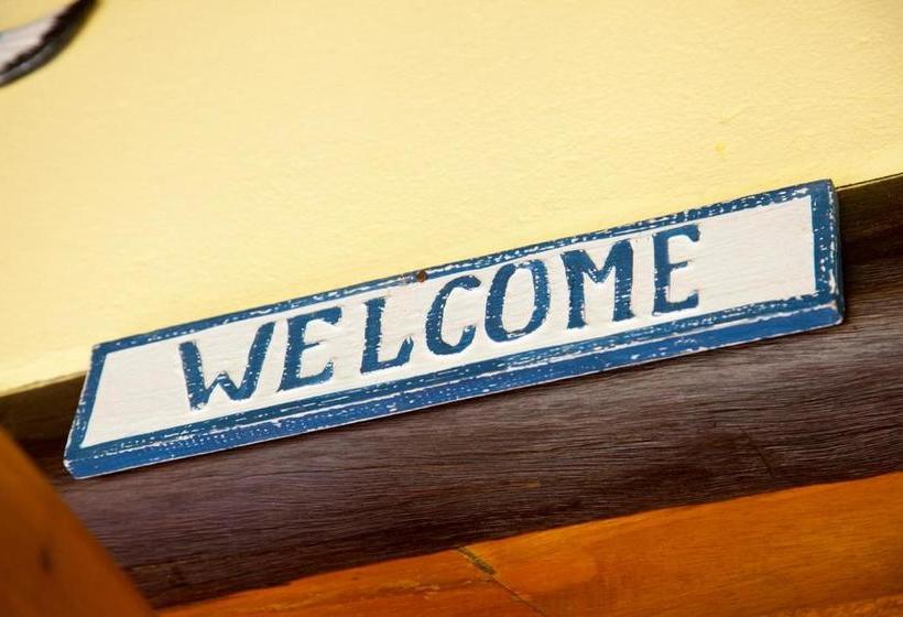 הוסטל Bambusada Boutique