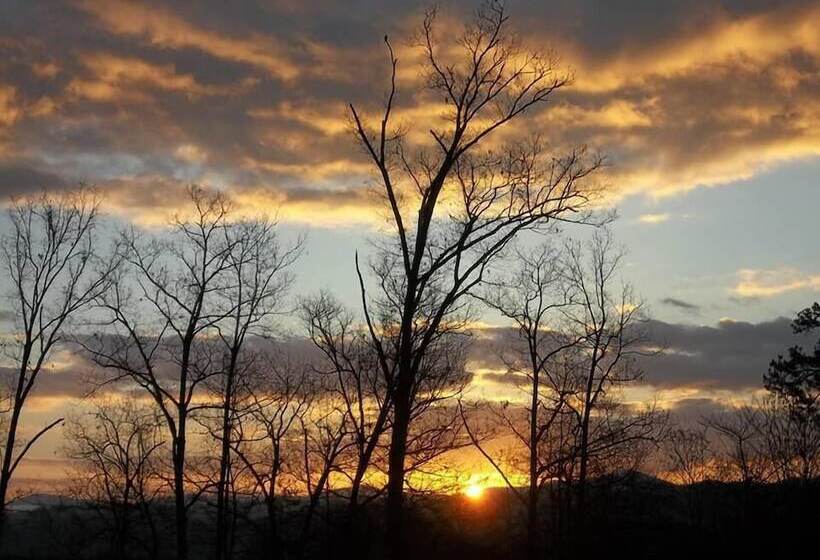 旅馆 Douglas Inn & Suites, Blue Ridge, Ga