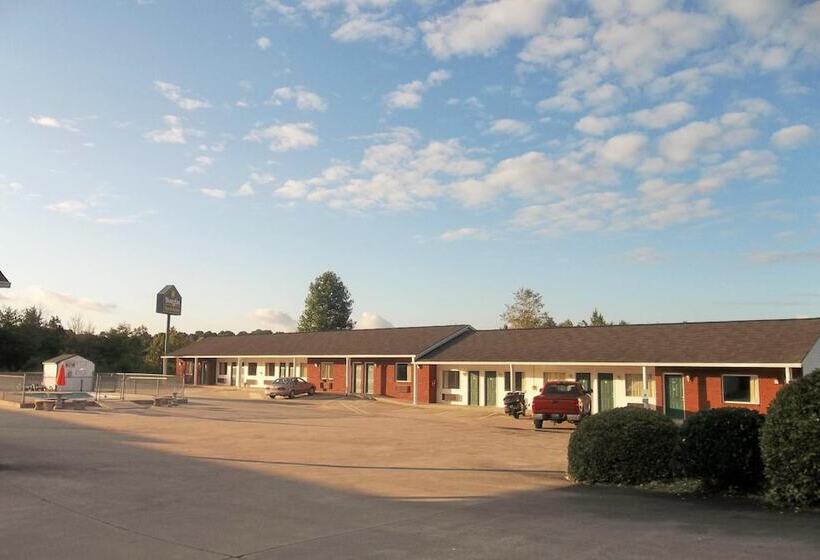 旅馆 Douglas Inn & Suites, Blue Ridge, Ga